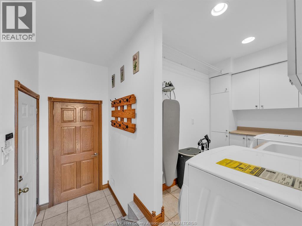 633 Old Tecumseh Road East, Lakeshore, Ontario  N0R 1A0 - Photo 19 - 25027649