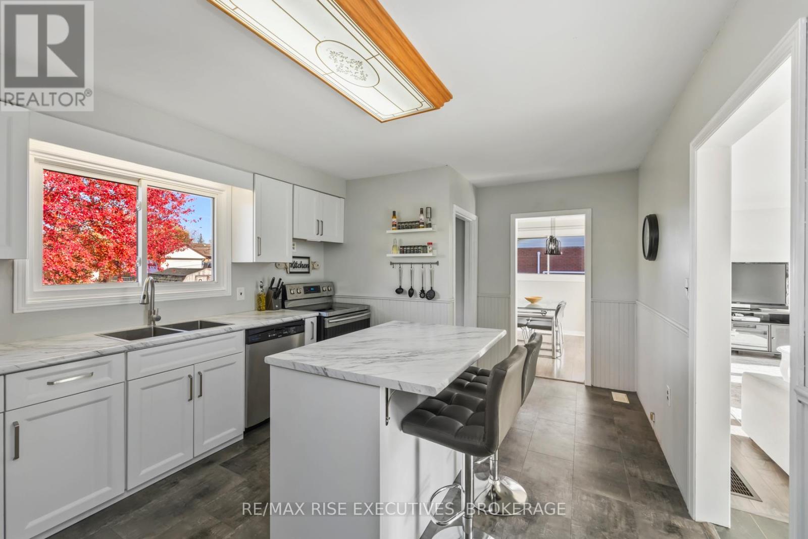 62 Briscoe Street, Loyalist (Amherstview), Ontario  K7N 1G1 - Photo 18 - X12495078