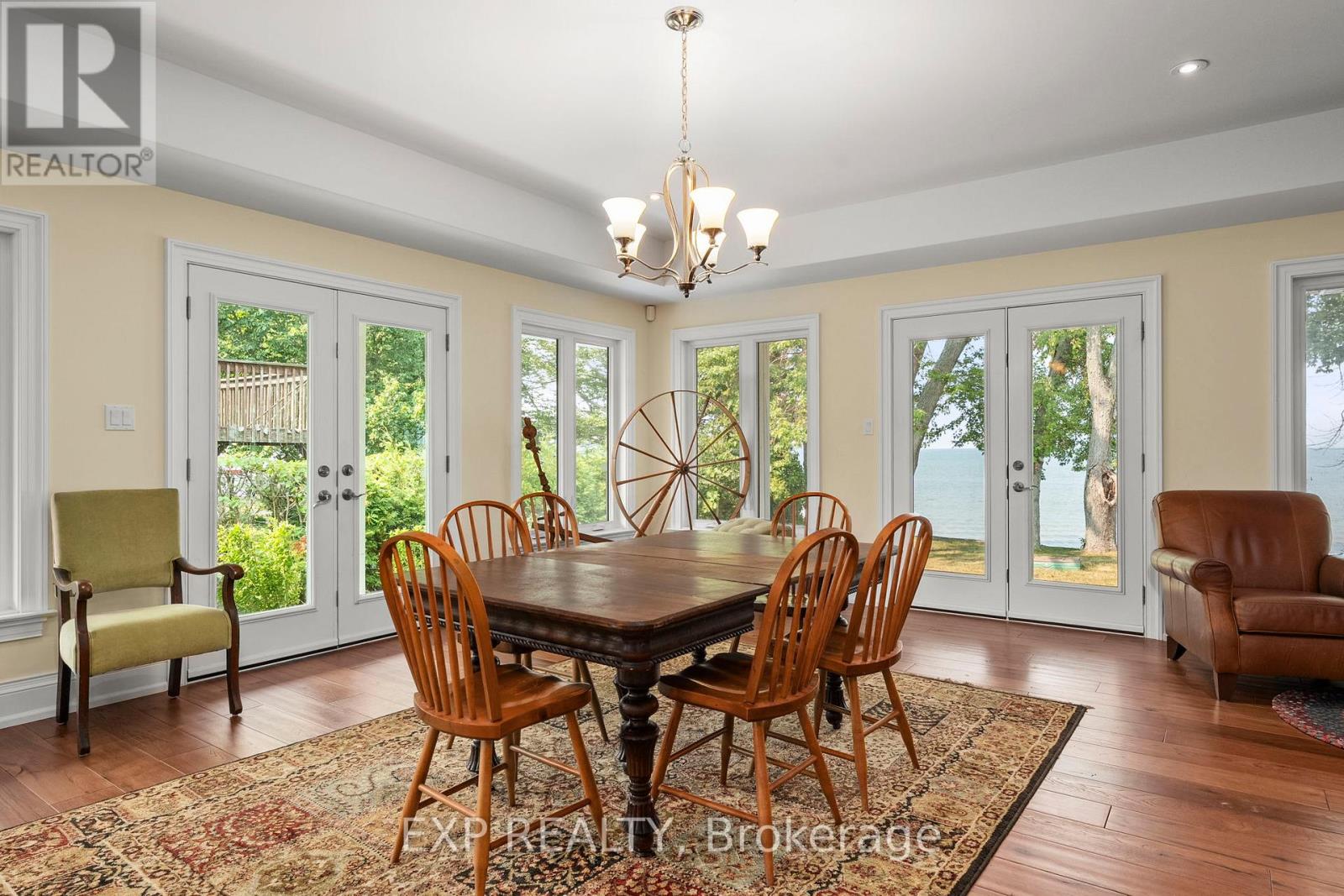 22 Blue Heron Drive, Georgina, Ontario  L0E 1N0 - Photo 16 - N12494786