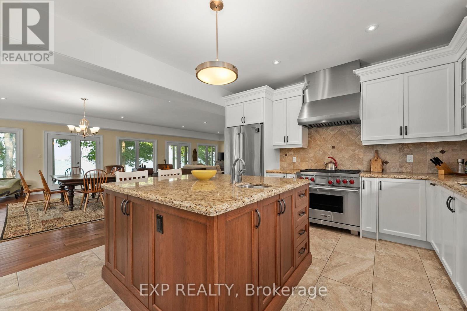 22 Blue Heron Drive, Georgina, Ontario  L0E 1N0 - Photo 18 - N12494786