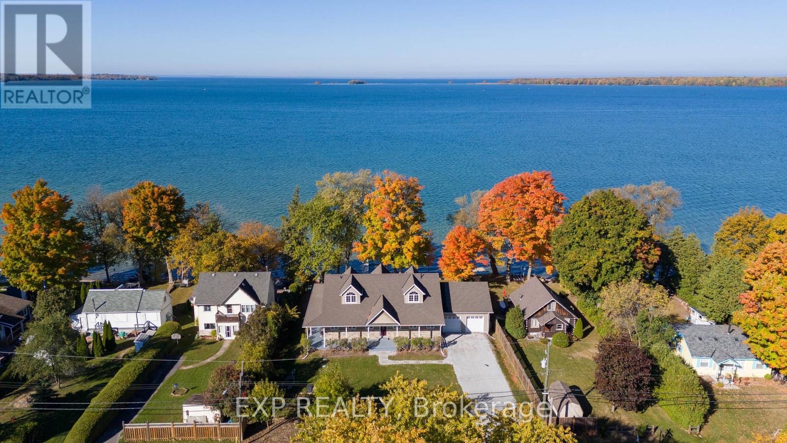 22 Blue Heron Drive, Georgina, Ontario  L0E 1N0 - Photo 3 - N12494786