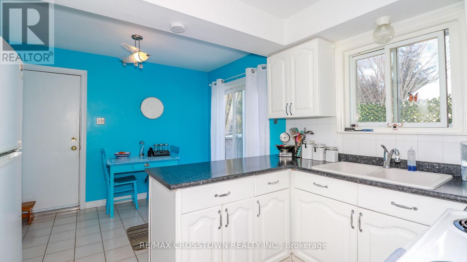 64 Royal Oak Drive, Innisfil, Ontario  N1L 1N1 - Photo 11 - N12494824