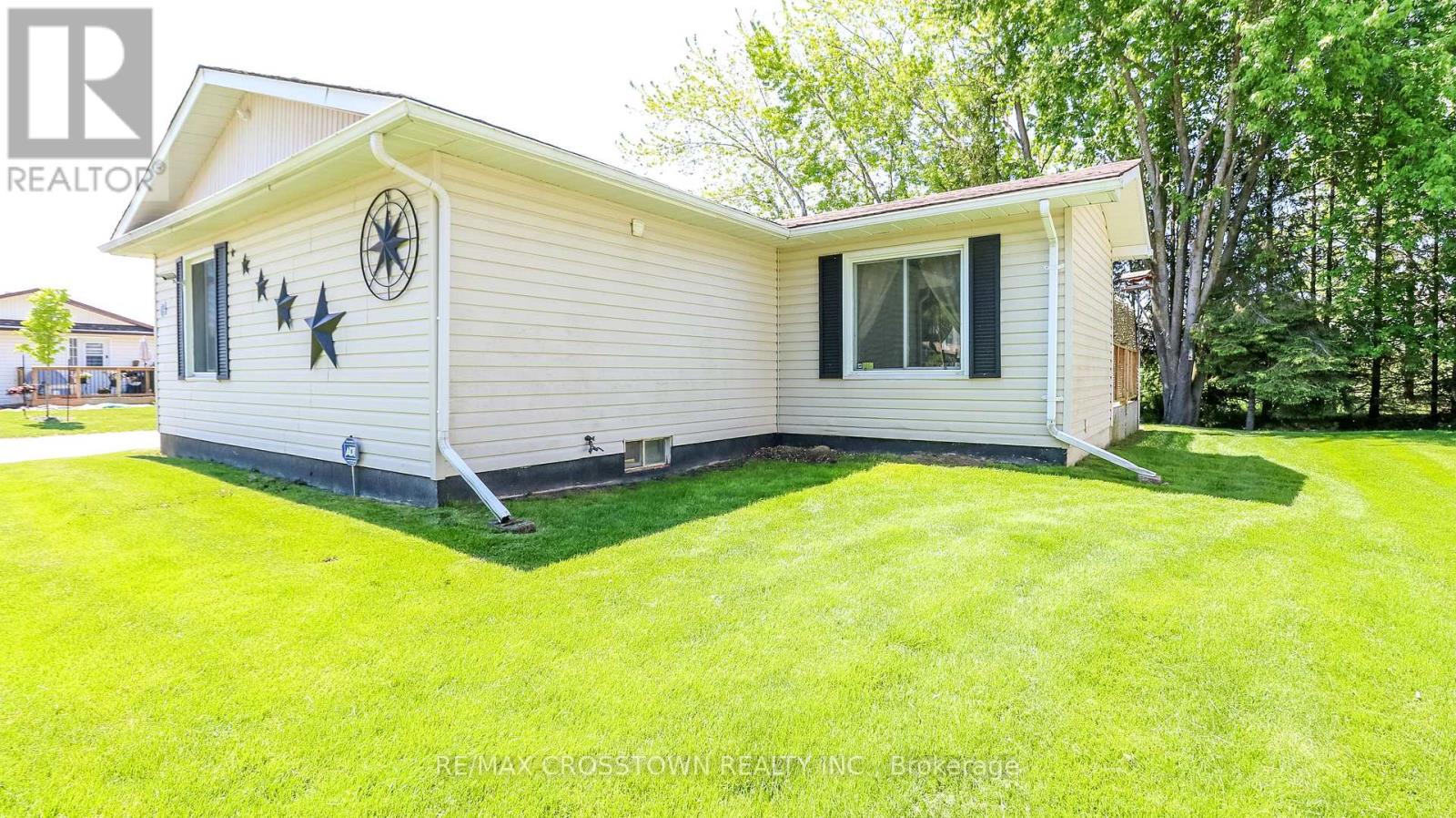 64 Royal Oak Drive, Innisfil, Ontario  N1L 1N1 - Photo 35 - N12494824