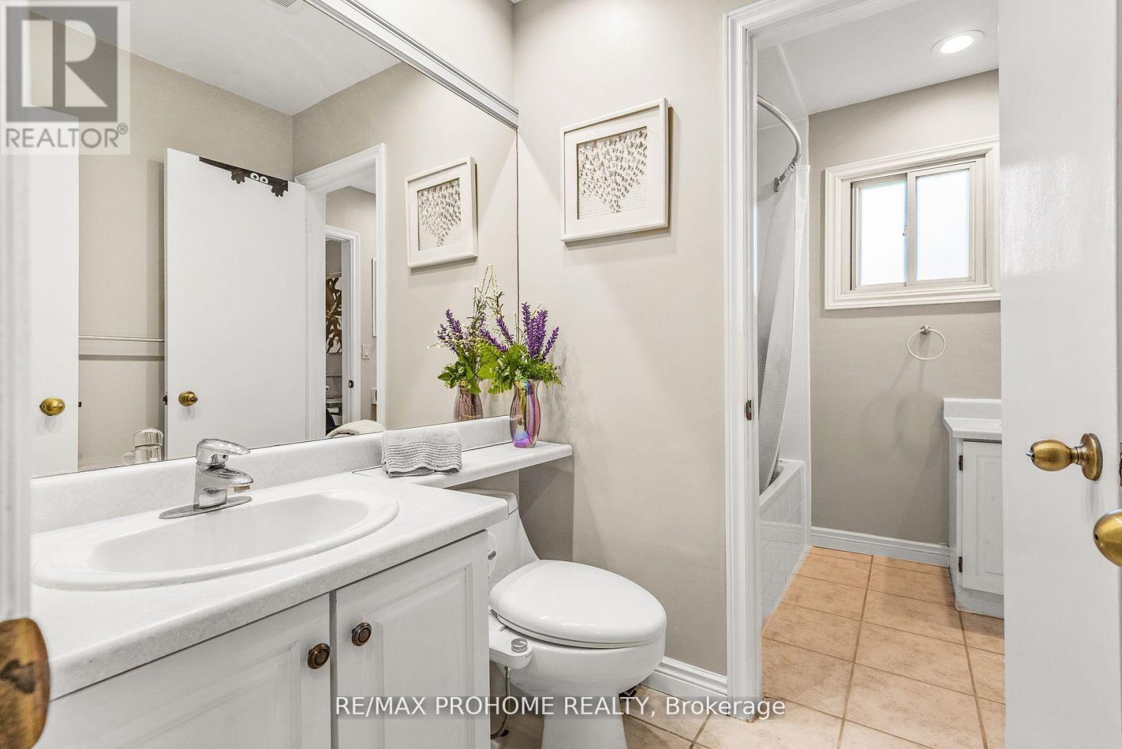 32 Sir Bedevere Place, Markham, Ontario  L3P 2W4 - Photo 20 - N12494854