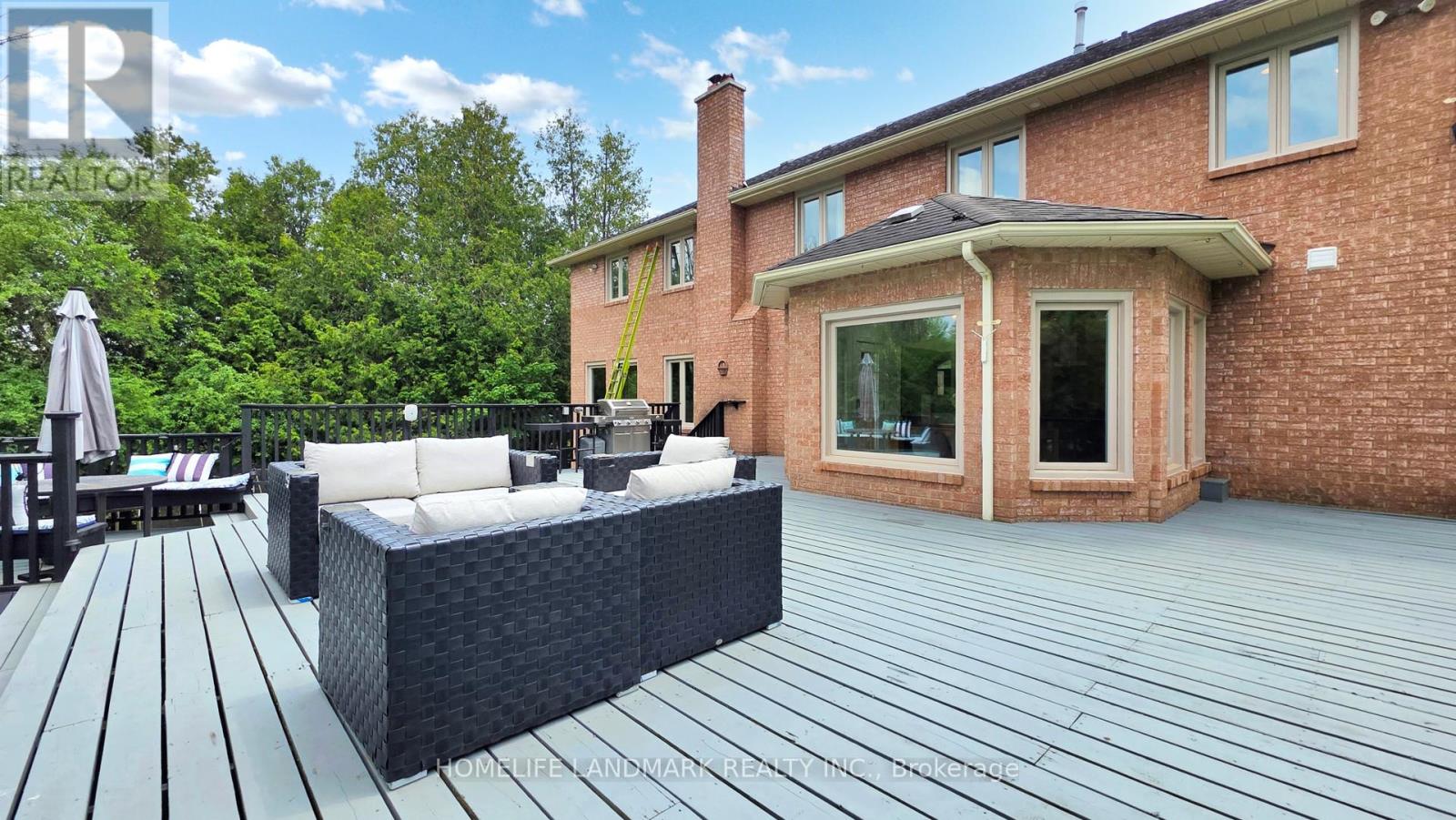 61 Sherrick Drive, Whitchurch-Stouffville, Ontario  L4A 2E9 - Photo 37 - N12494866