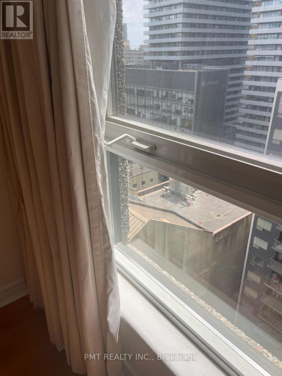 1801 - 55 Bloor Street E, Toronto, Ontario  M4W 1A9 - Photo 6 - C12493484