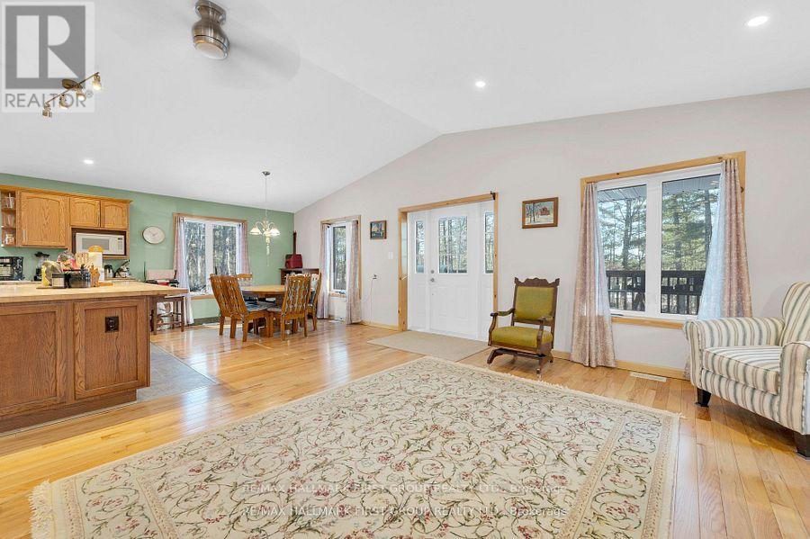 112 Moores Road, Tweed, Ontario  K0K 3J0 - Photo 12 - X12494958