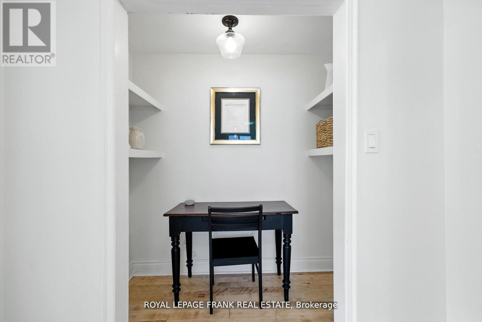 41 Sussex Street N, Kawartha Lakes (Lindsay), Ontario  K9V 4H6 - Photo 19 - X12495214