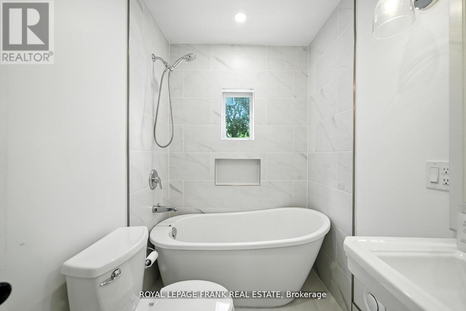 41 Sussex Street N, Kawartha Lakes (Lindsay), Ontario  K9V 4H6 - Photo 28 - X12495214