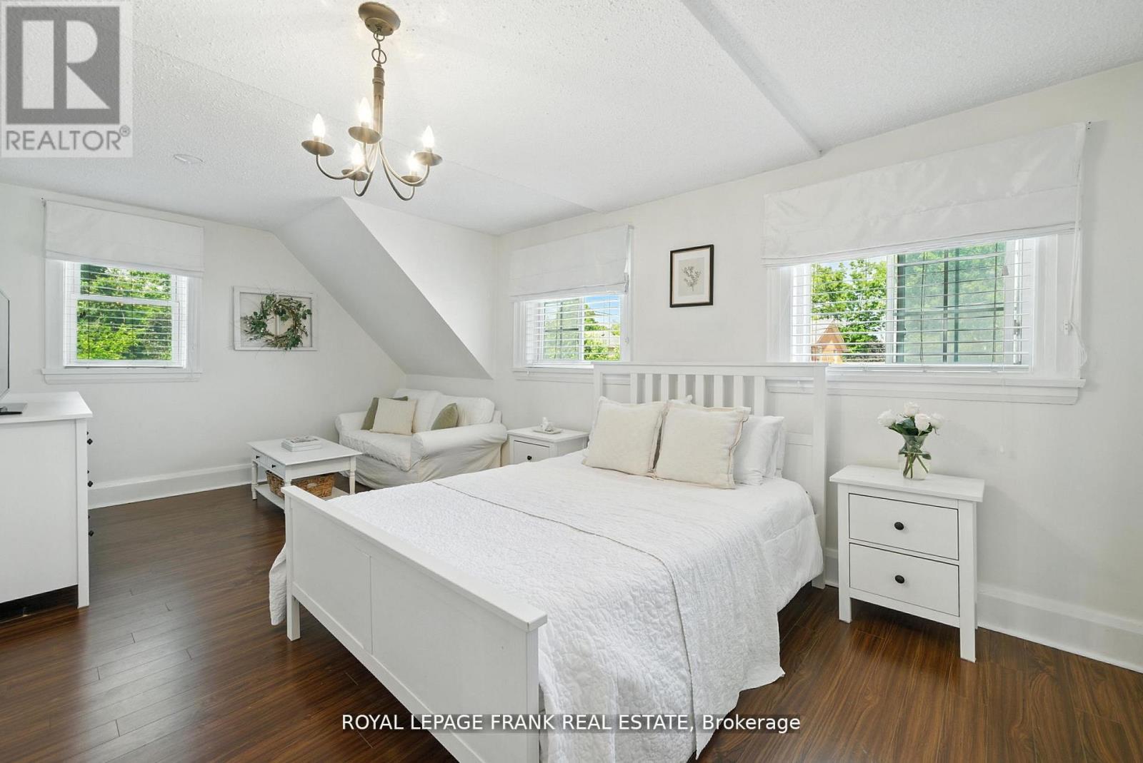 41 Sussex Street N, Kawartha Lakes (Lindsay), Ontario  K9V 4H6 - Photo 30 - X12495214