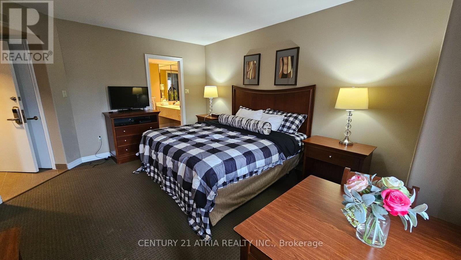 2074/75 - 90 Highlands Drive, Oro-Medonte (Horseshoe Valley), Ontario  L0L 2X0 - Photo 6 - S12494836