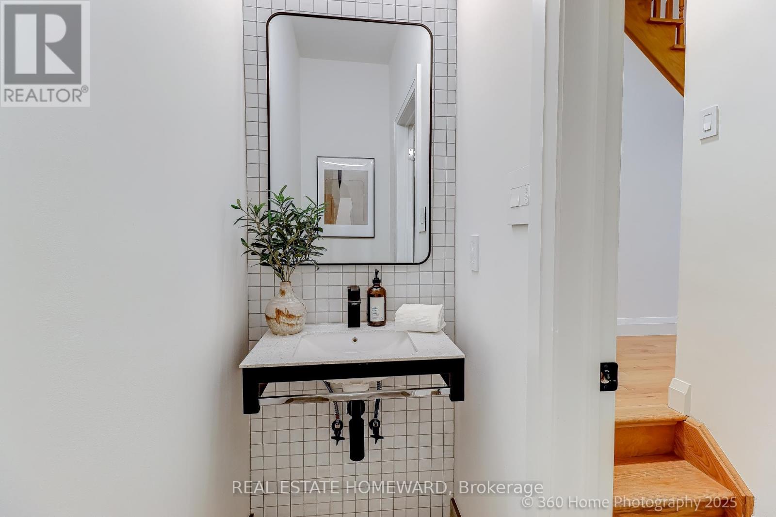 76 Whistle Post Street, Toronto, Ontario  M4E 3W8 - Photo 19 - E12494802