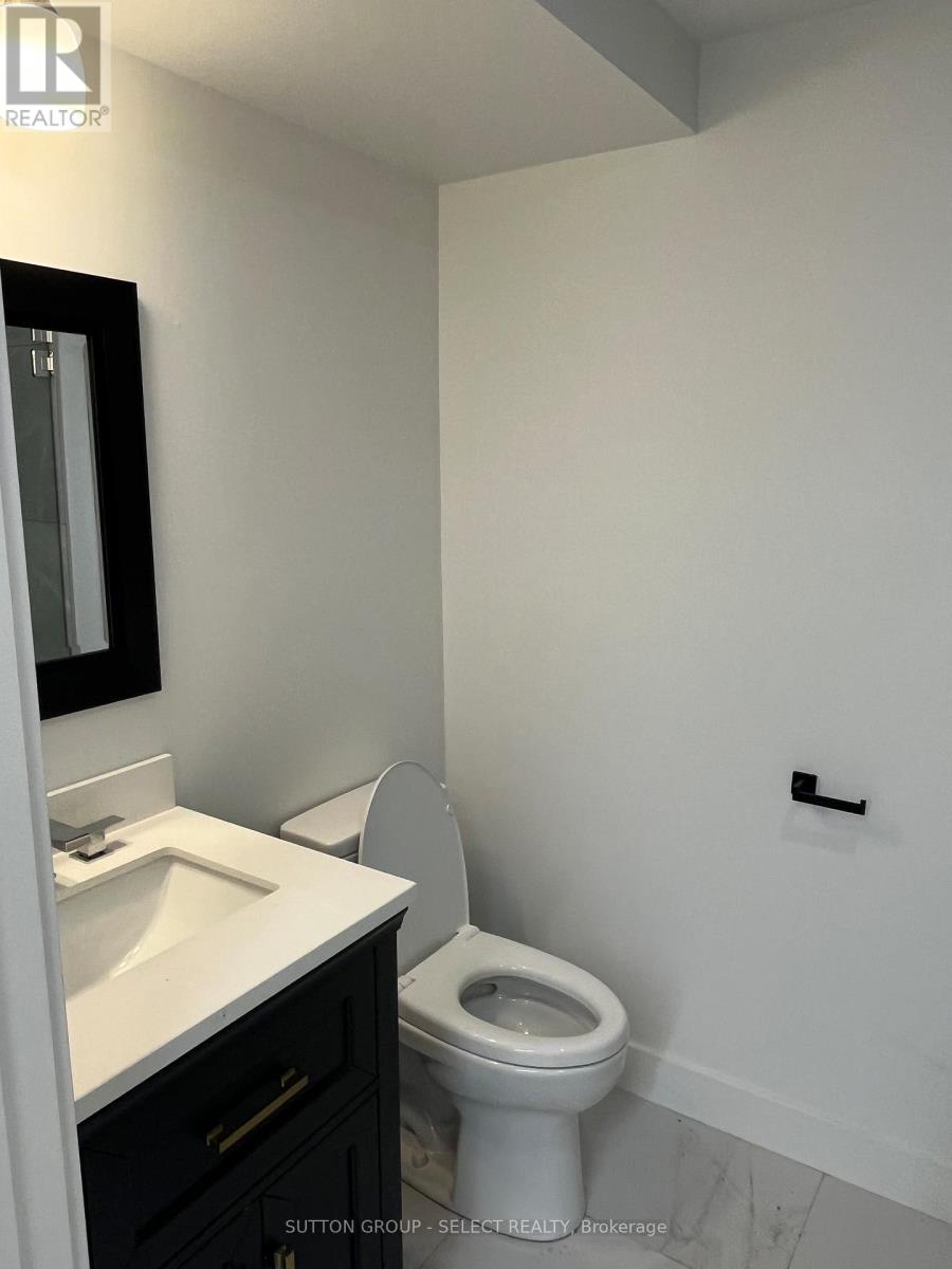 2389 Main Street, London South, Ontario  N6P 1A7 - Photo 6 - X12494924