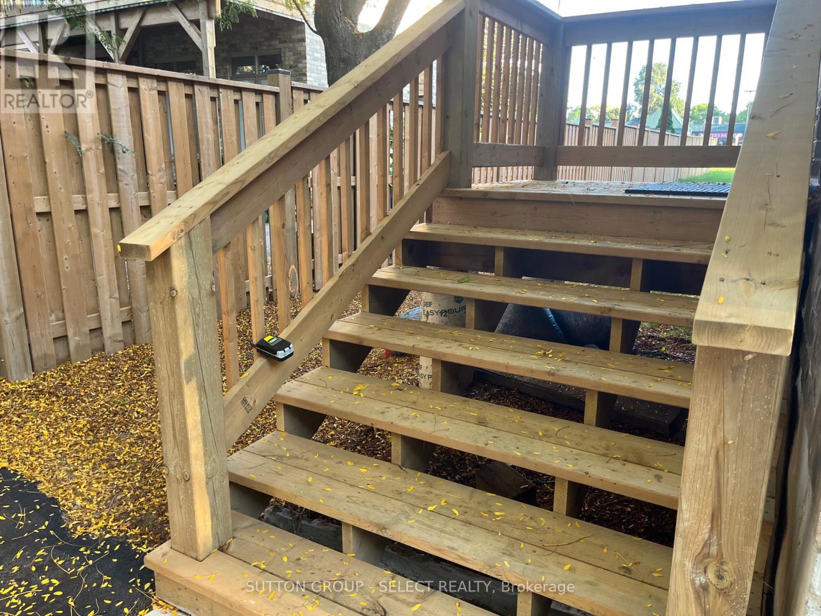 2389 Main Street, London South, Ontario  N6P 1A7 - Photo 9 - X12494924