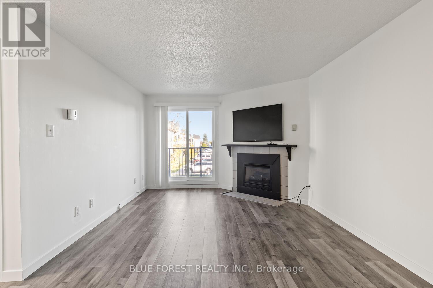 223 - 725 Deveron Crescent, London South, Ontario  N5Z 4X3 - Photo 13 - X12495044