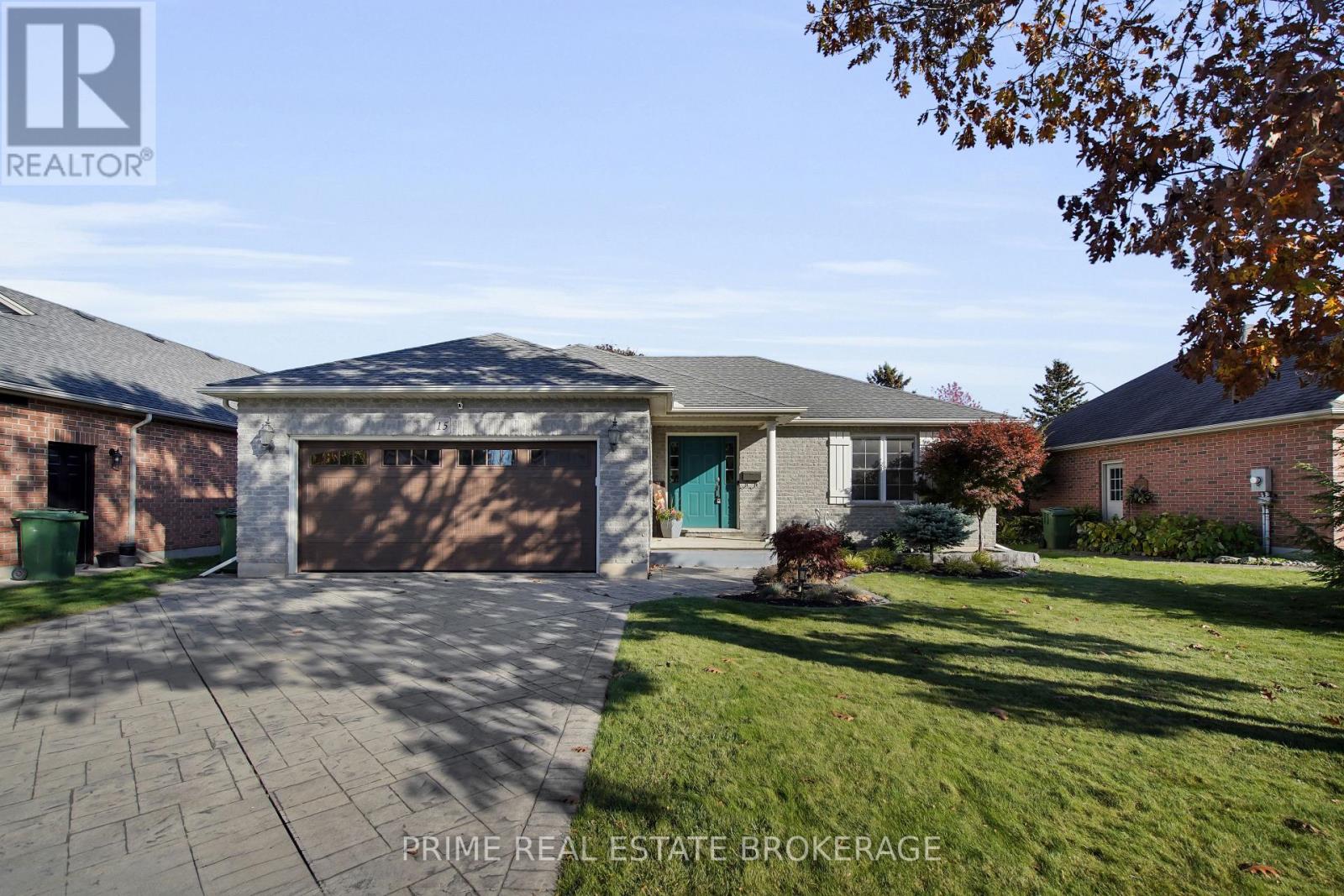 15 HARRINGTON CRESCENT, St. Thomas, Ontario