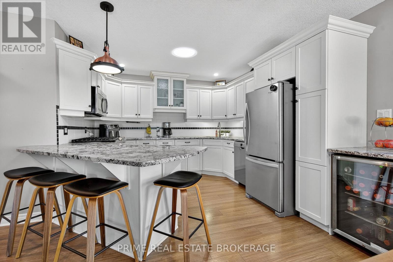 15 Harrington Crescent, St. Thomas, Ontario  N5R 6J1 - Photo 16 - X12495130