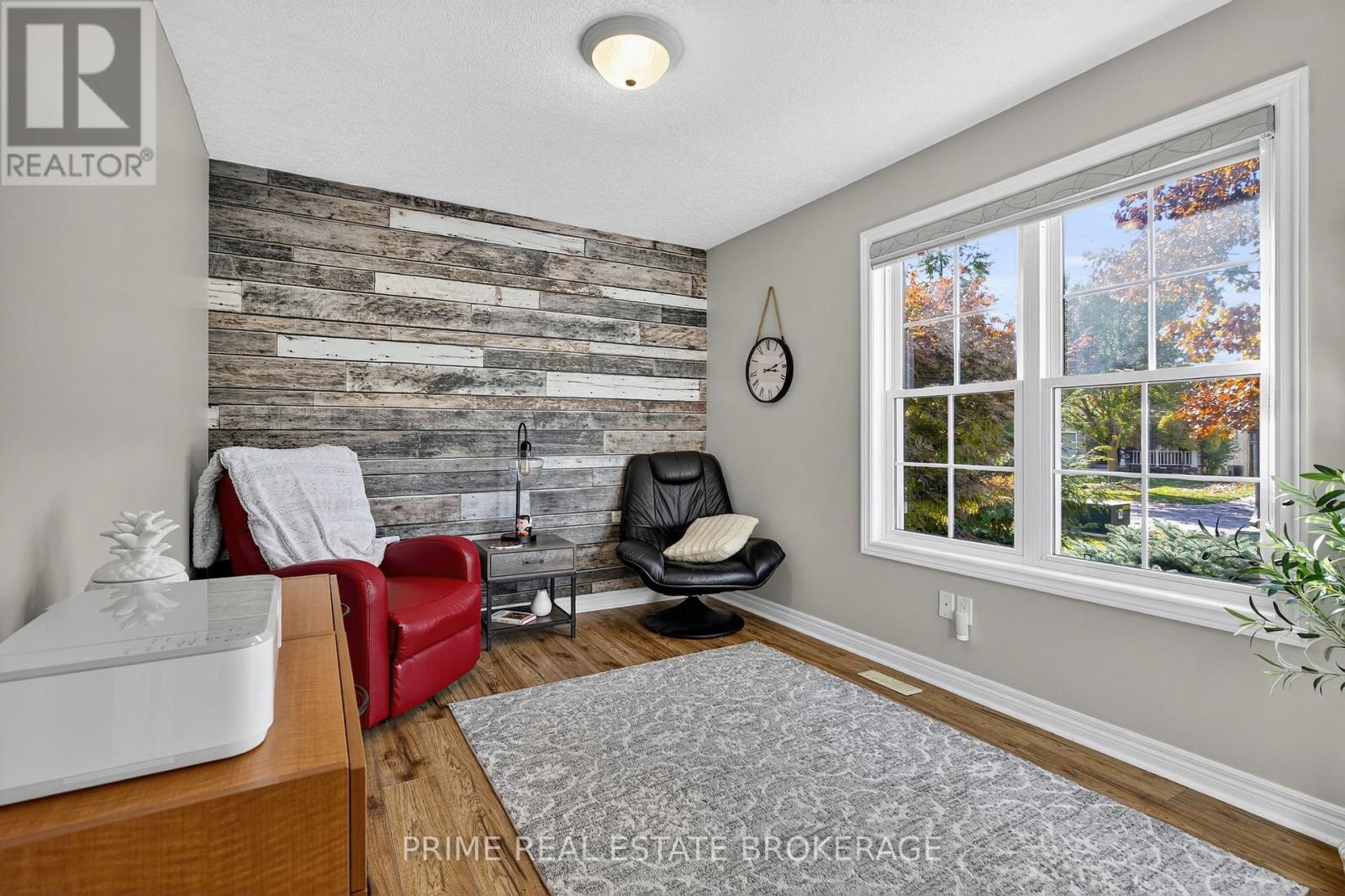 15 Harrington Crescent, St. Thomas, Ontario  N5R 6J1 - Photo 7 - X12495130