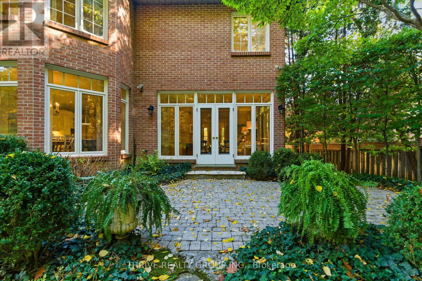 59 Woods Edge Close, London South, Ontario  N6K 4K8 - Photo 12 - X12495134