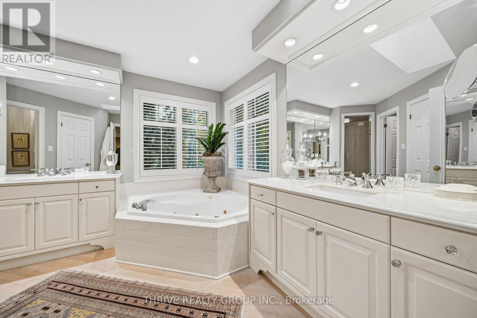 59 Woods Edge Close, London South, Ontario  N6K 4K8 - Photo 35 - X12495134