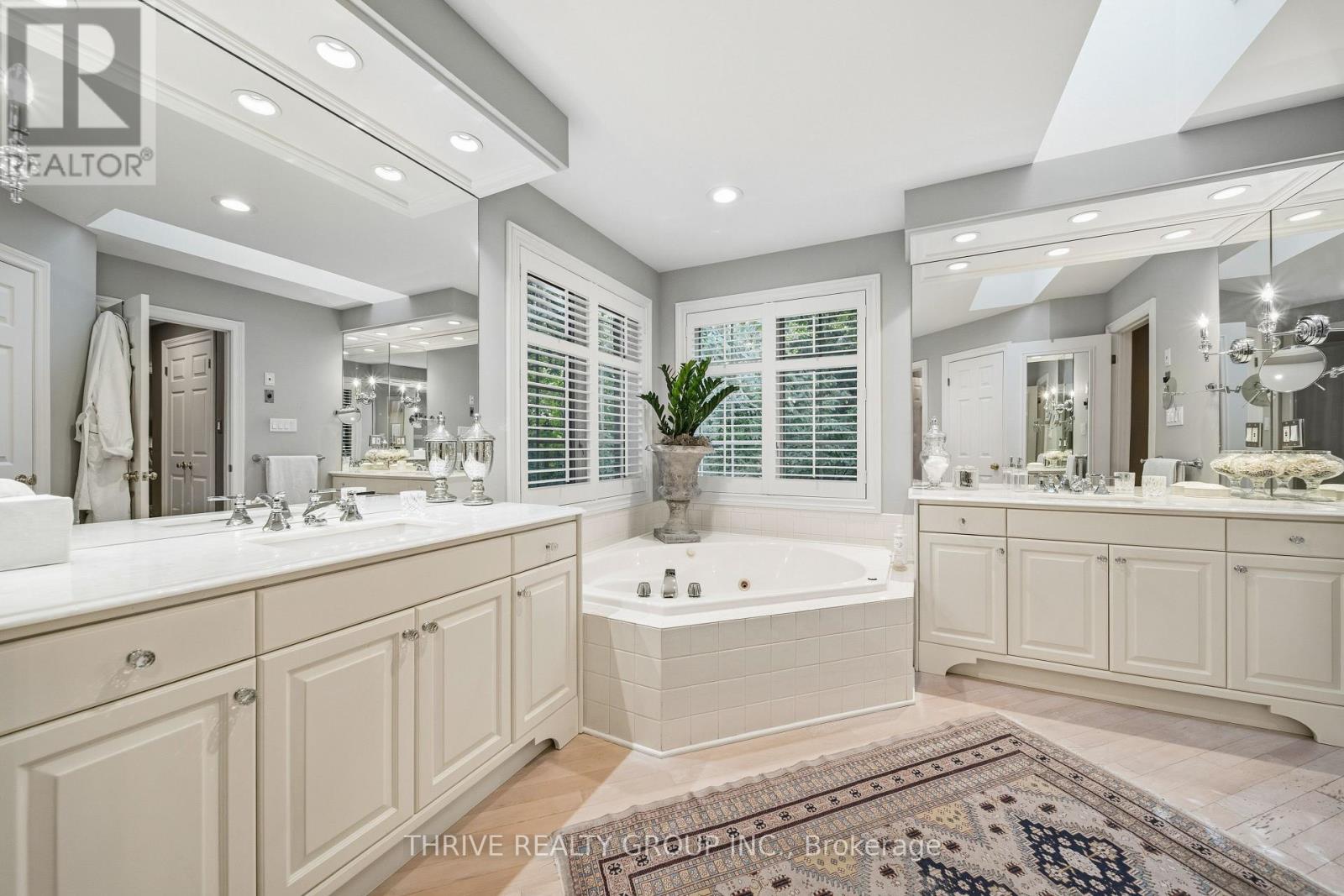 59 Woods Edge Close, London South, Ontario  N6K 4K8 - Photo 36 - X12495134