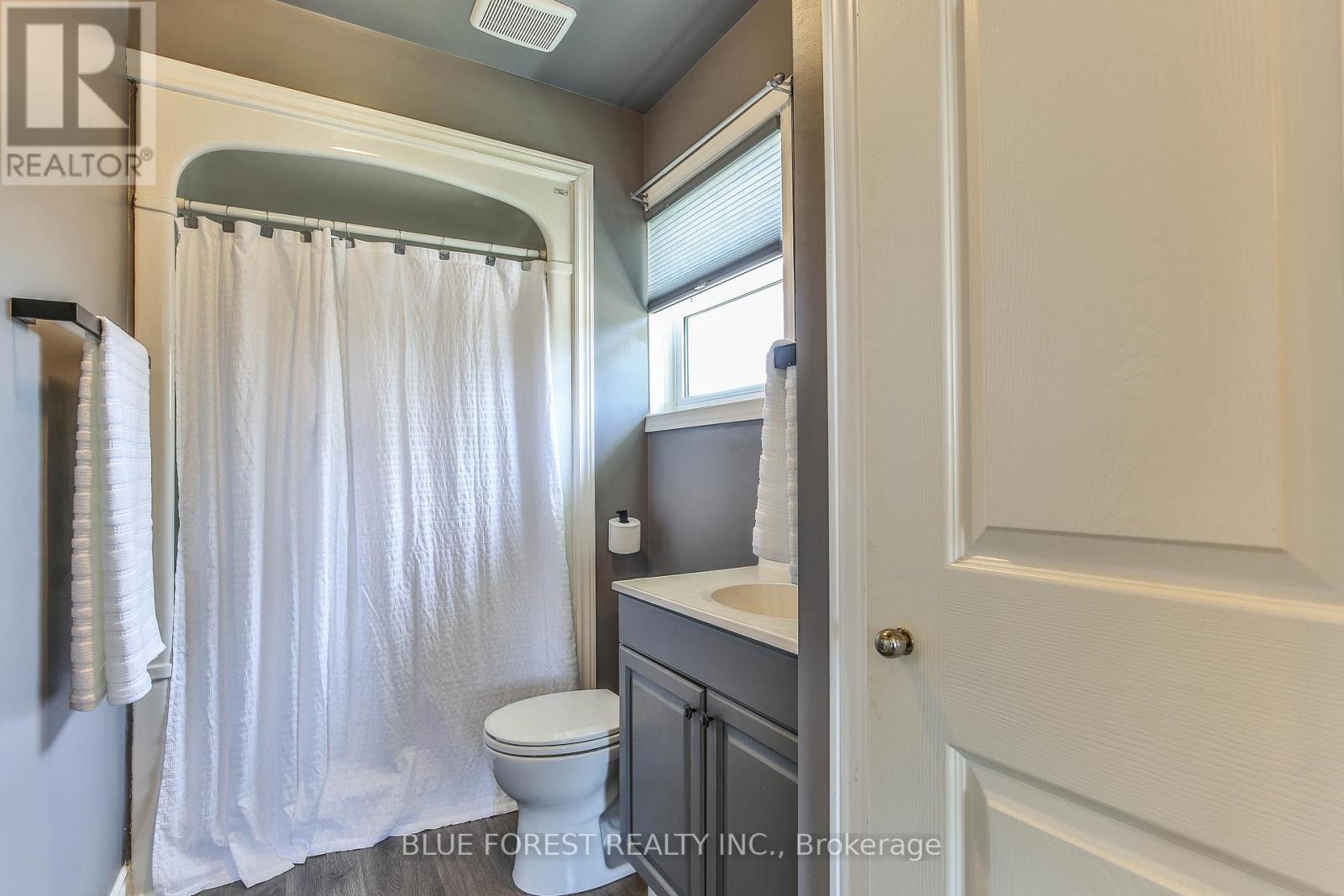 50000 Dingle Street, Malahide, Ontario  N5H 2R1 - Photo 15 - X12495162