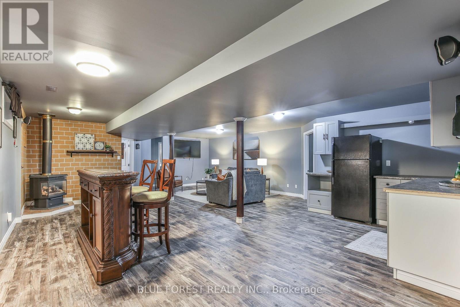 50000 Dingle Street, Malahide, Ontario  N5H 2R1 - Photo 22 - X12495162