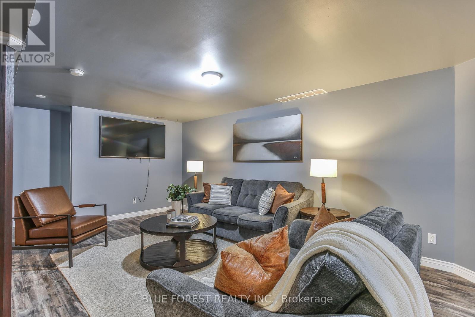 50000 Dingle Street, Malahide, Ontario  N5H 2R1 - Photo 25 - X12495162