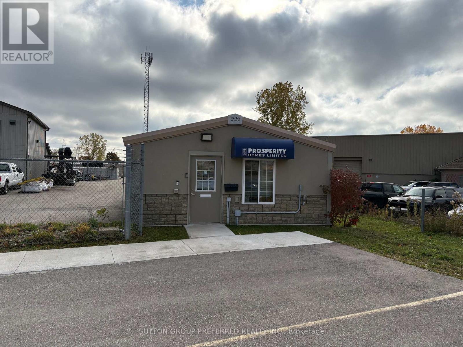 782 INDUSTRIAL (UNIT B) ROAD, London East, Ontario