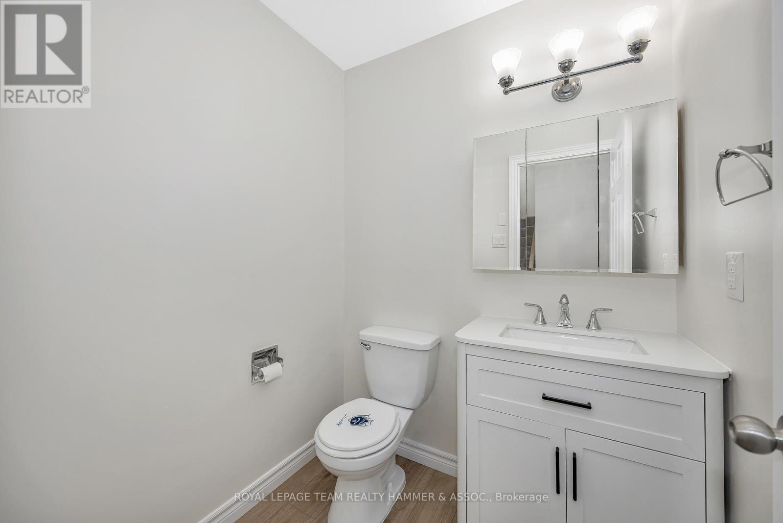 8 Chisholm Court, Ottawa, Ontario  K2K 1E2 - Photo 10 - X12494948