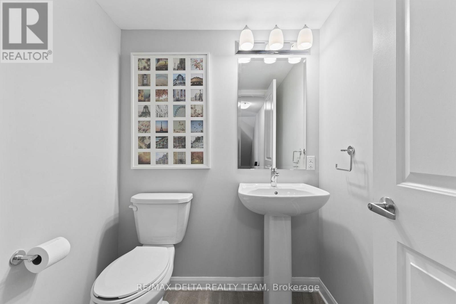 A - 706 Amberwing Private, Ottawa, Ontario  K4A 5H5 - Photo 12 - X12494990