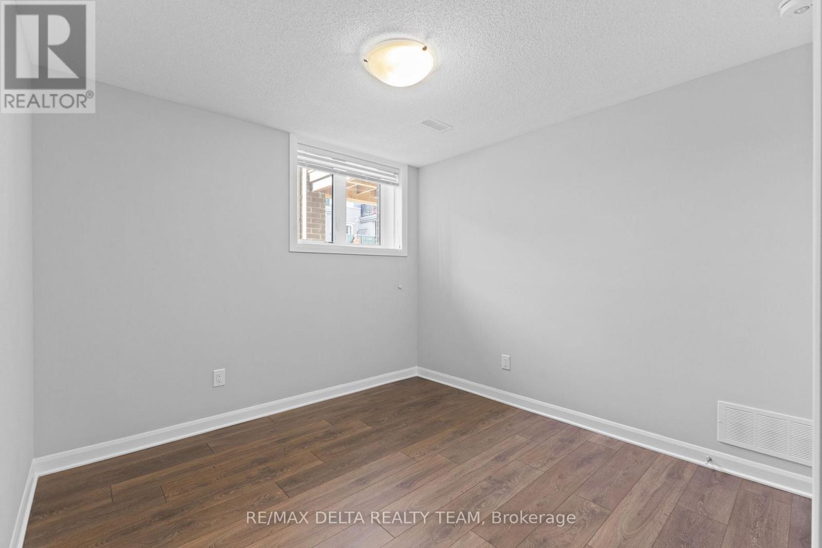 A - 706 Amberwing Private, Ottawa, Ontario  K4A 5H5 - Photo 17 - X12494990