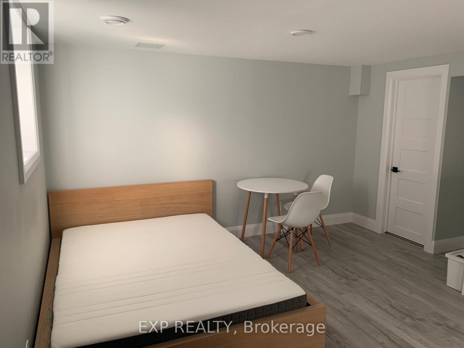 1554 Baseline Road, Ottawa, Ontario  K2C 0B3 - Photo 18 - X12495026