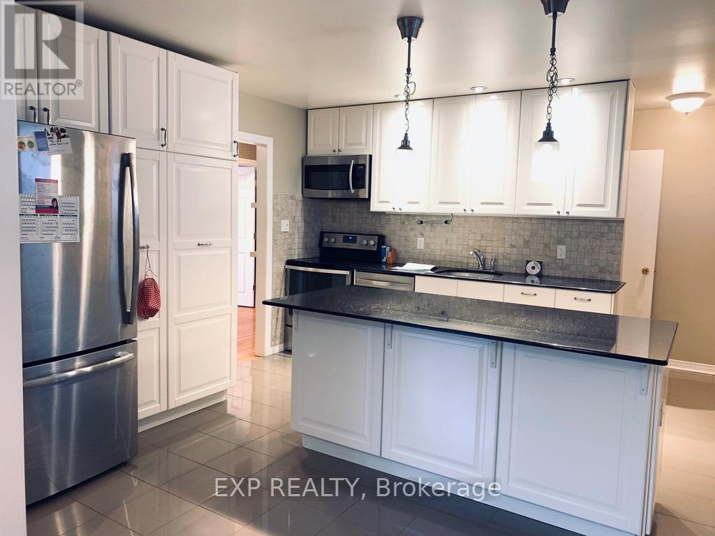 1554 Baseline Road, Ottawa, Ontario  K2C 0B3 - Photo 8 - X12495026