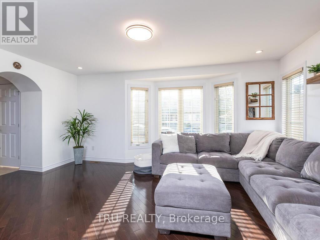 2757 Grand Canal Street, Ottawa, Ontario  K2J 0S7 - Photo 14 - X12495062