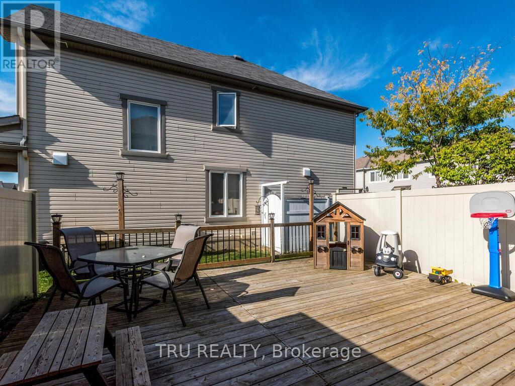 2757 Grand Canal Street, Ottawa, Ontario  K2J 0S7 - Photo 34 - X12495062