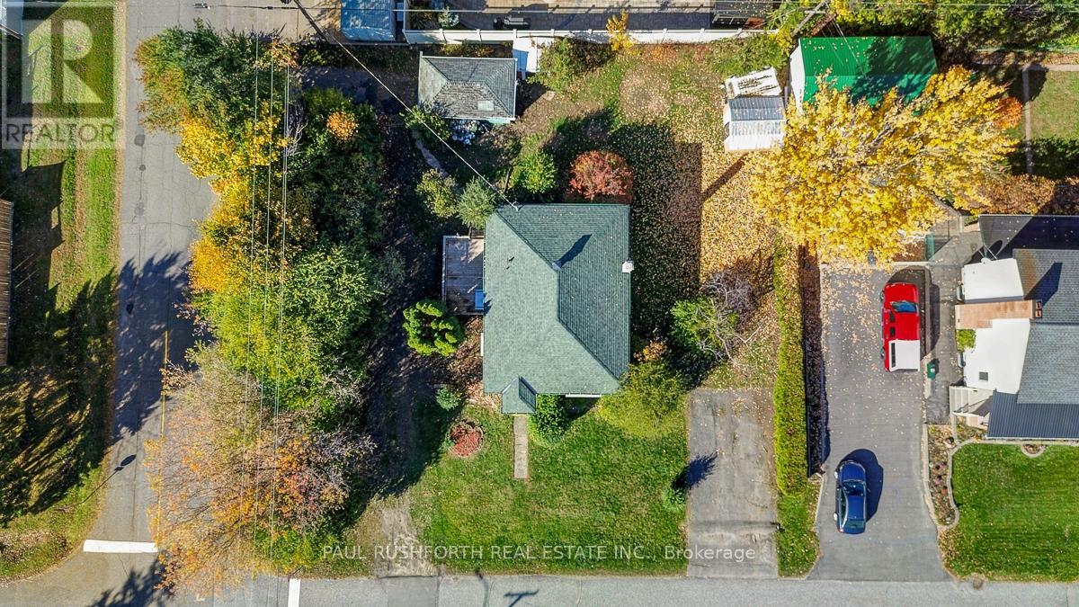 39 COTE DE NEIGES ROAD, Ottawa, Ontario