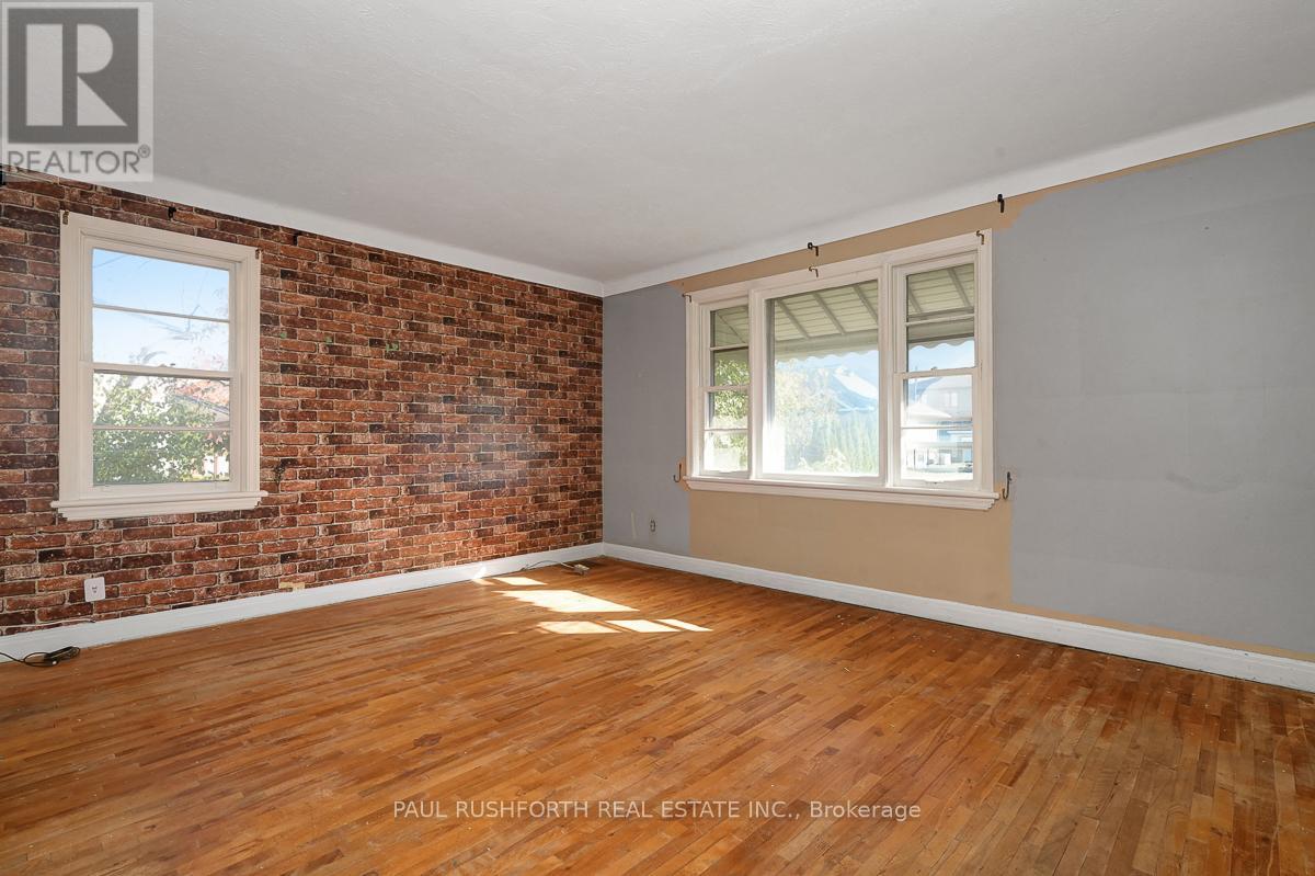 39 Cote De Neiges Road, Ottawa, Ontario  K2G 2C3 - Photo 10 - X12495158