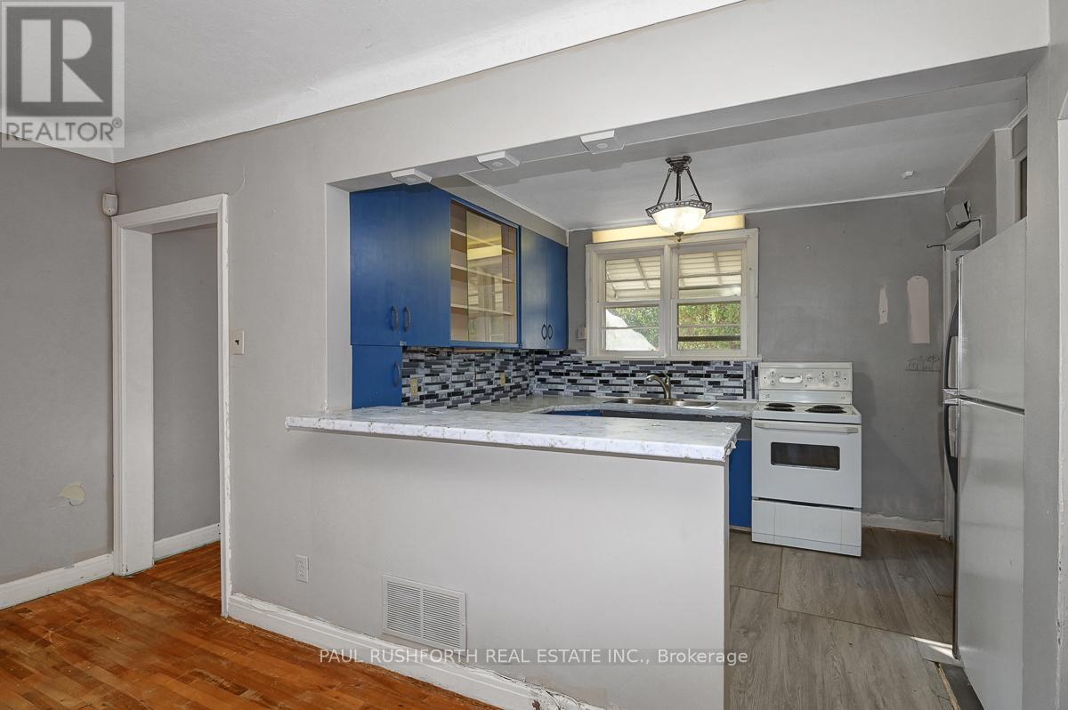 39 Cote De Neiges Road, Ottawa, Ontario  K2G 2C3 - Photo 14 - X12495158