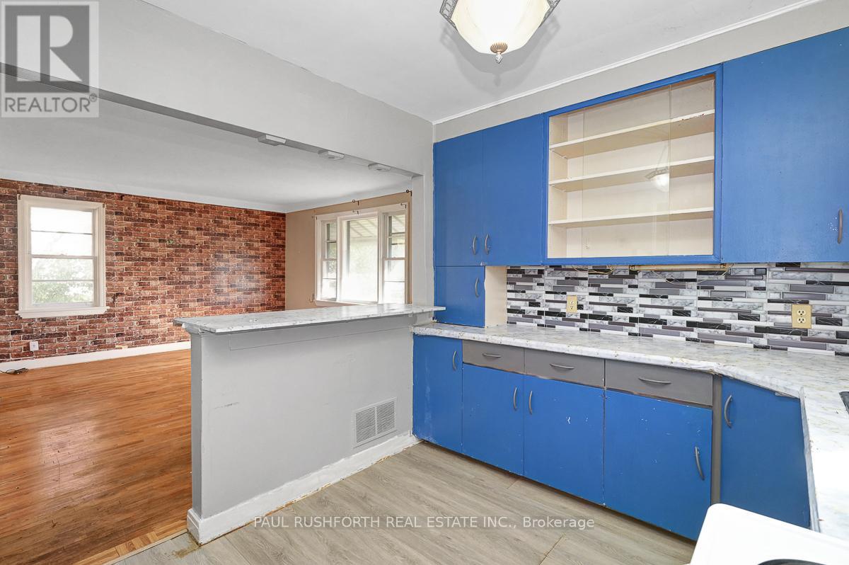 39 Cote De Neiges Road, Ottawa, Ontario  K2G 2C3 - Photo 16 - X12495158