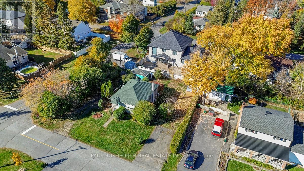 39 Cote De Neiges Road, Ottawa, Ontario  K2G 2C3 - Photo 4 - X12495158