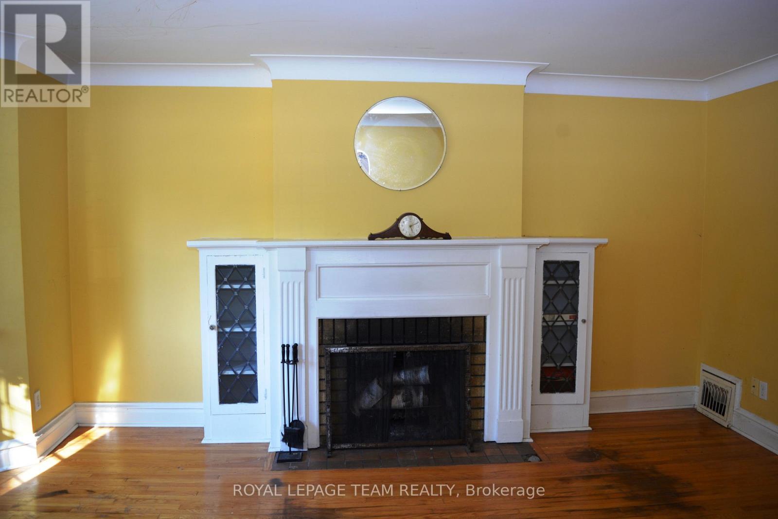 175 Breezehill Avenue N, Ottawa, Ontario  K1Y 2J1 - Photo 9 - X12495174