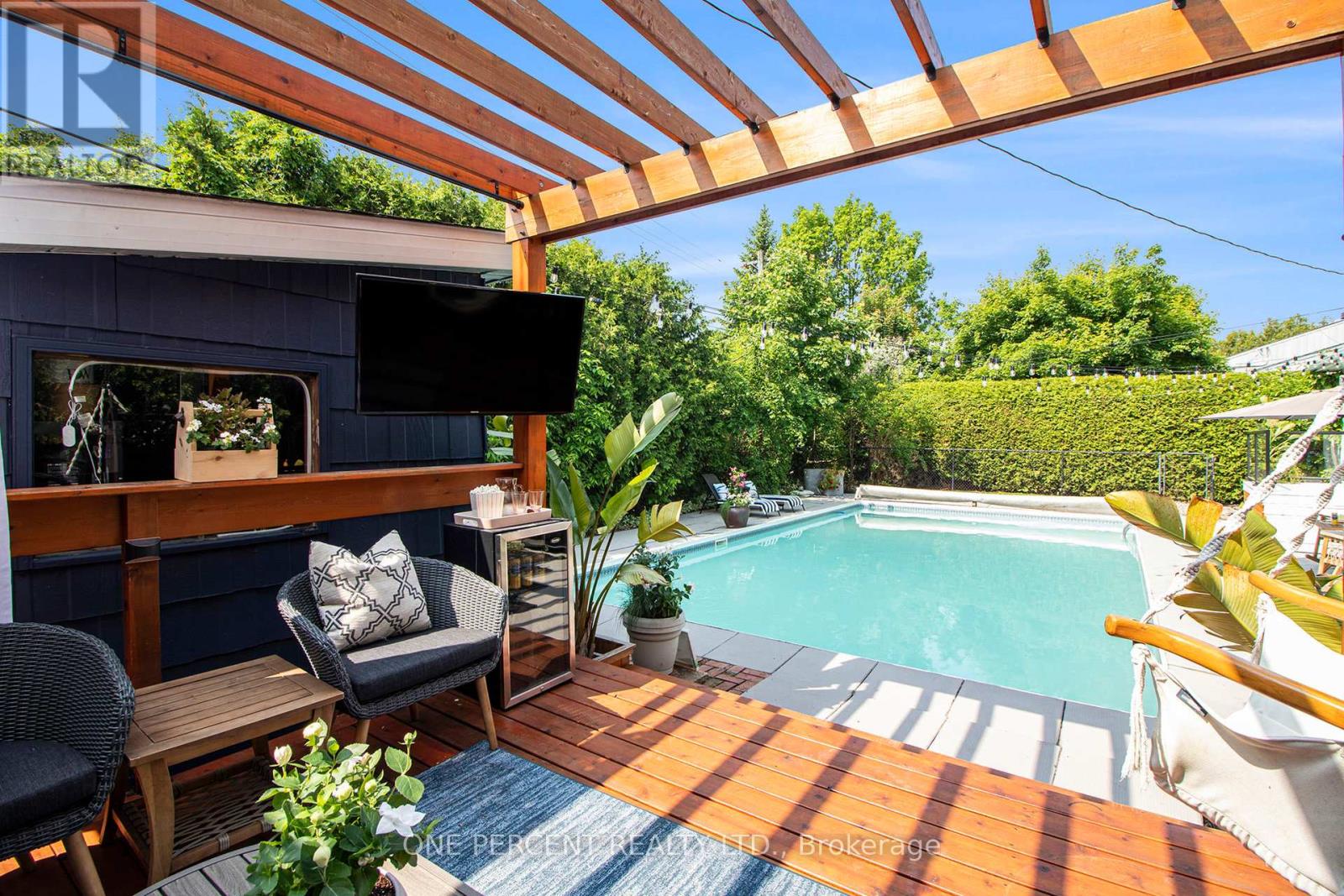 1042 Harkness Avenue, Ottawa, Ontario  K1V 6P2 - Photo 24 - X12495224