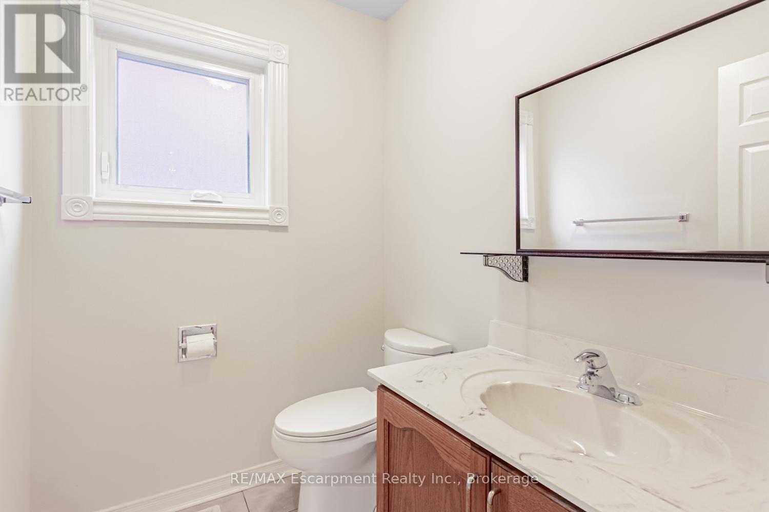 46 Arborwood Drive, Toronto, Ontario  M9W 6W3 - Photo 18 - W12494938