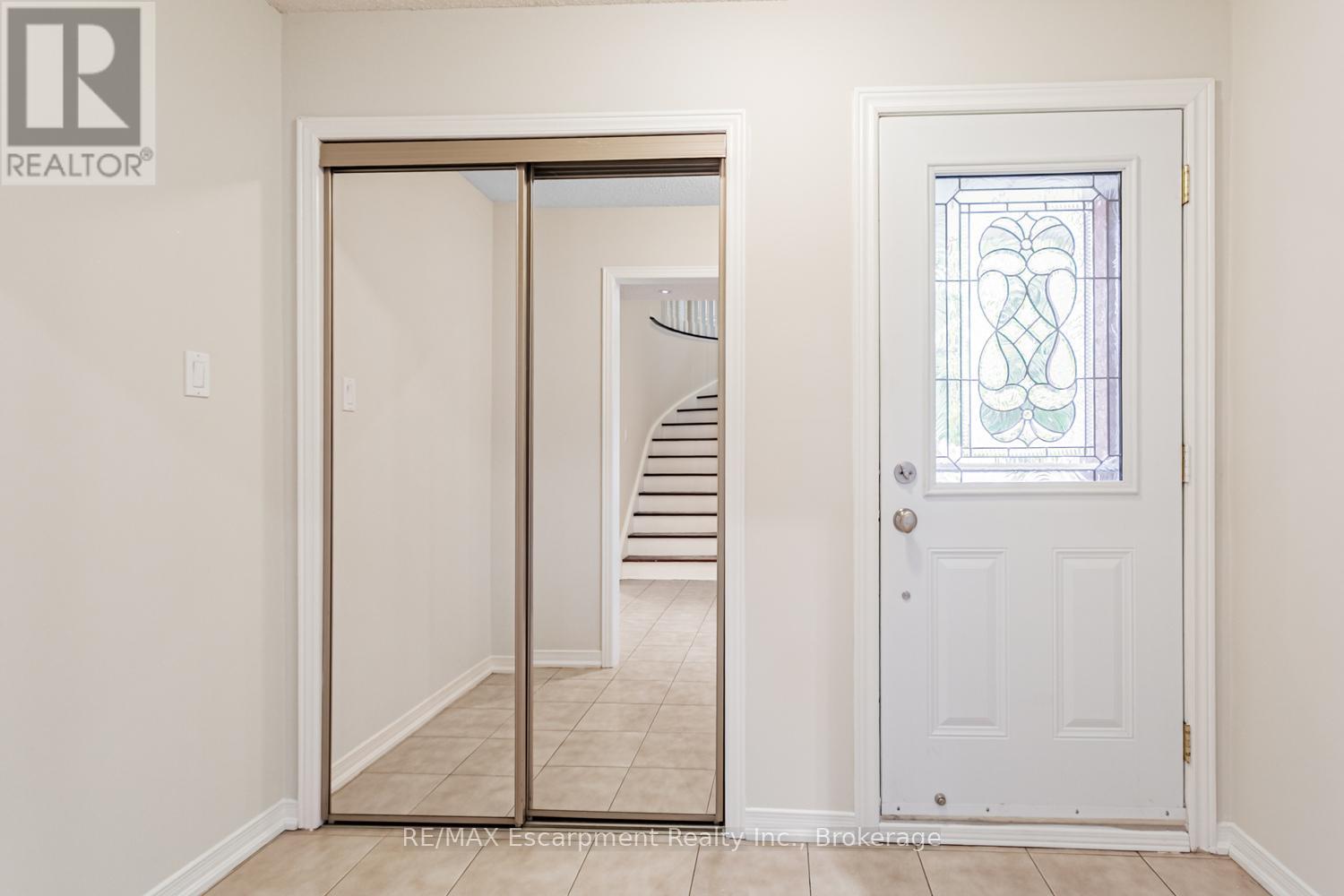 46 Arborwood Drive, Toronto, Ontario  M9W 6W3 - Photo 2 - W12494938