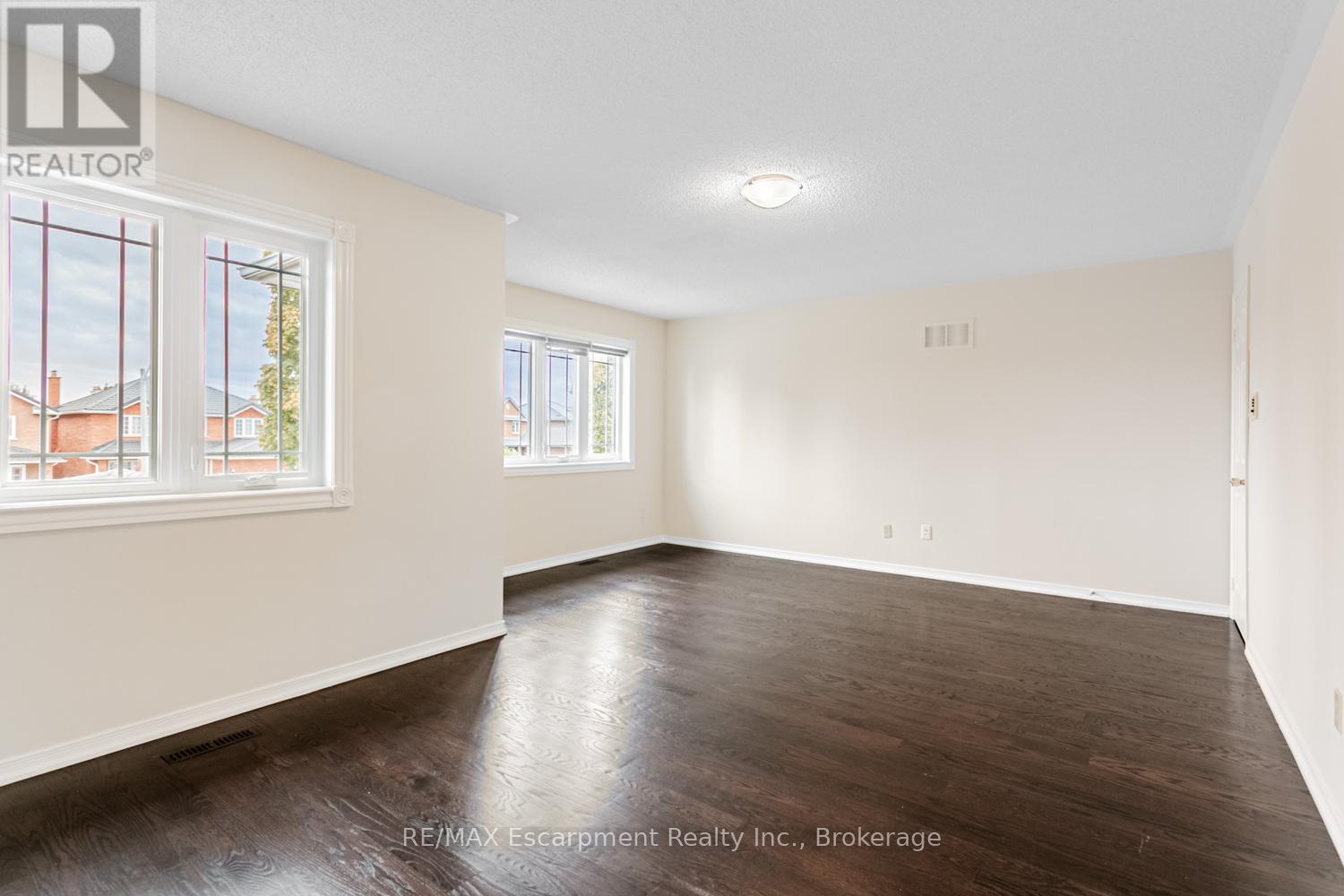 46 Arborwood Drive, Toronto, Ontario  M9W 6W3 - Photo 22 - W12494938