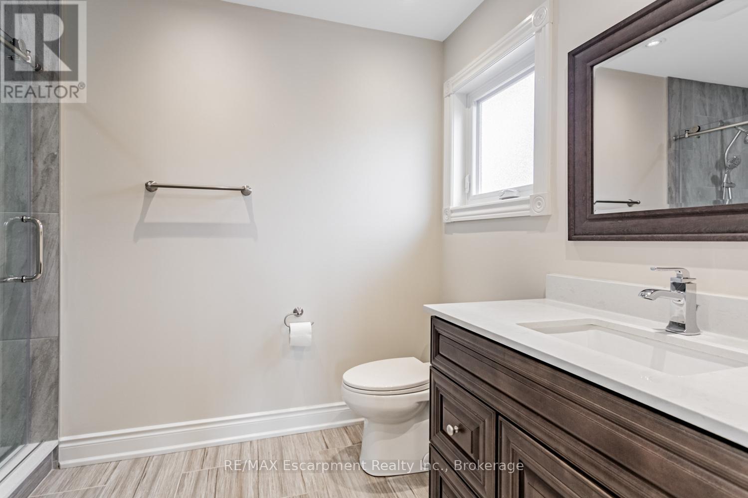 46 Arborwood Drive, Toronto, Ontario  M9W 6W3 - Photo 24 - W12494938