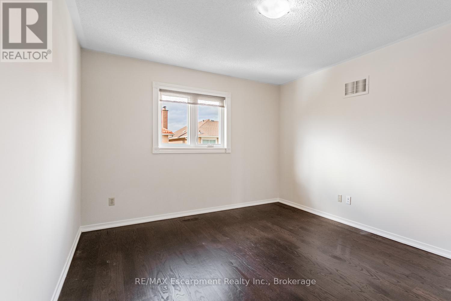 46 Arborwood Drive, Toronto, Ontario  M9W 6W3 - Photo 33 - W12494938