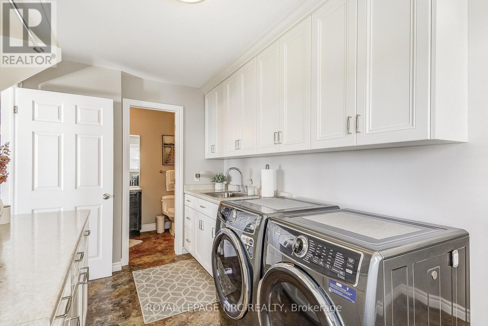 10781 Lakeshore Road W, Wainfleet, Ontario  L3K 5V4 - Photo 17 - X12494986