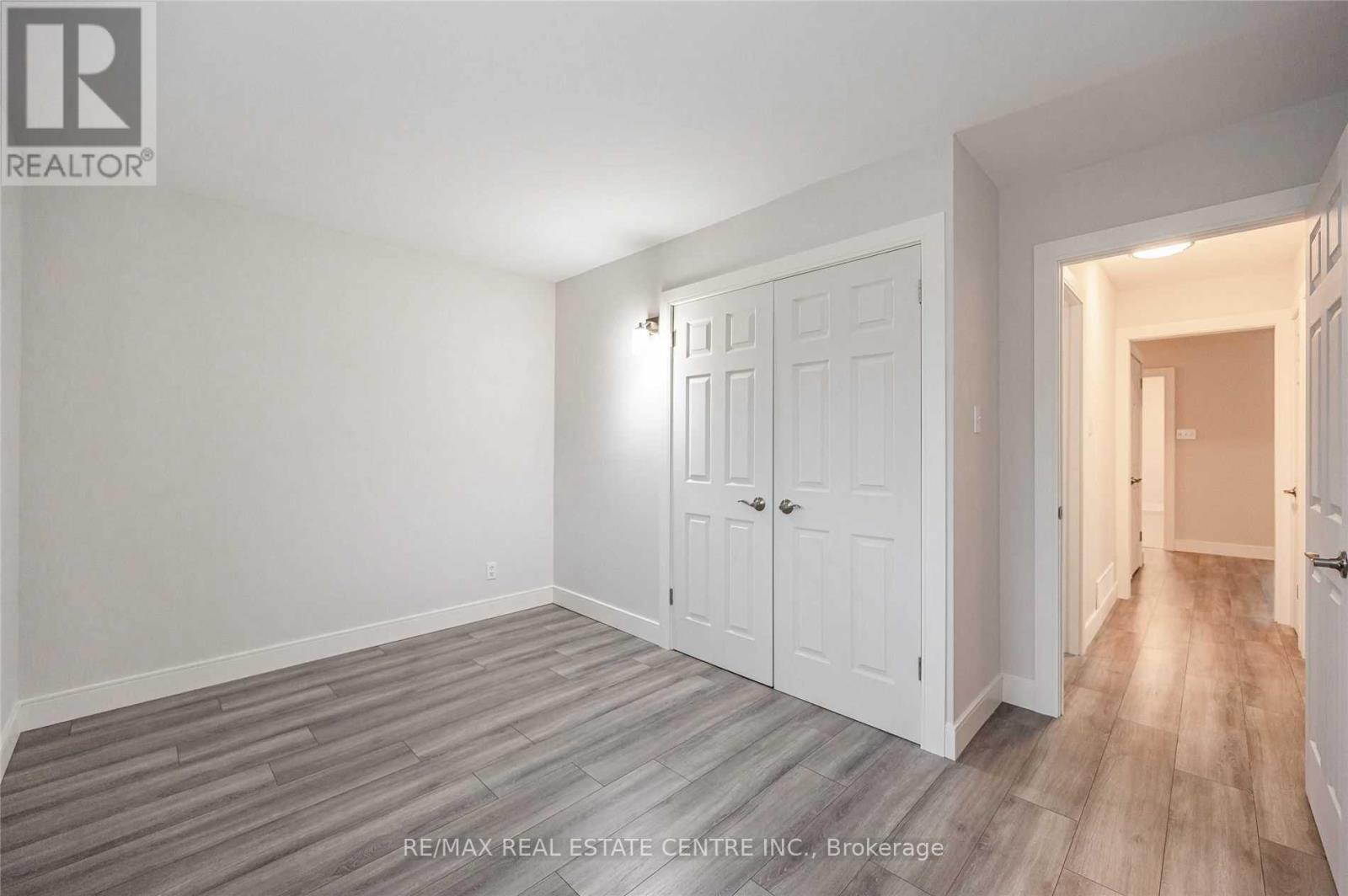 2896 Arvida Circle, Mississauga, Ontario  L5N 1R5 - Photo 13 - W12494792